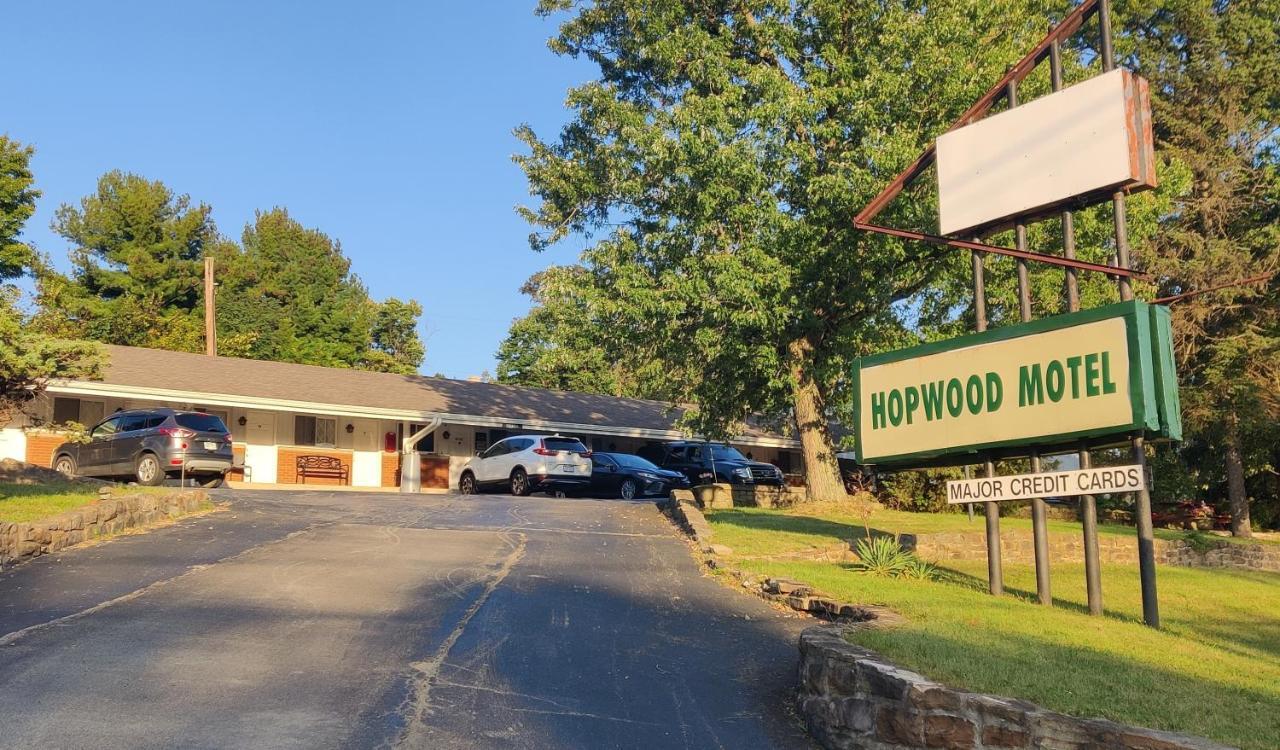 Hopwood Motel 尤宁敦 外观 照片